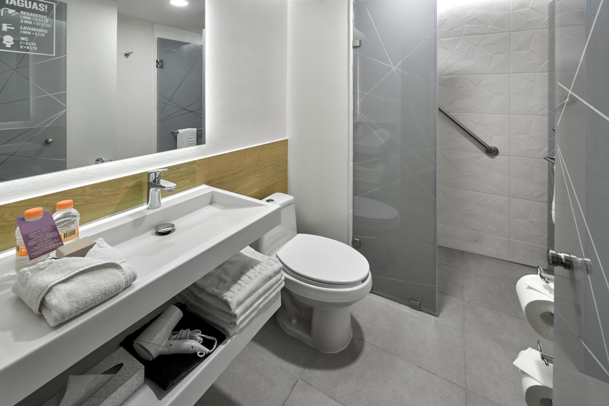 City Express Plus By Marriott Ciudad De Mexico Interlomas Esterno foto